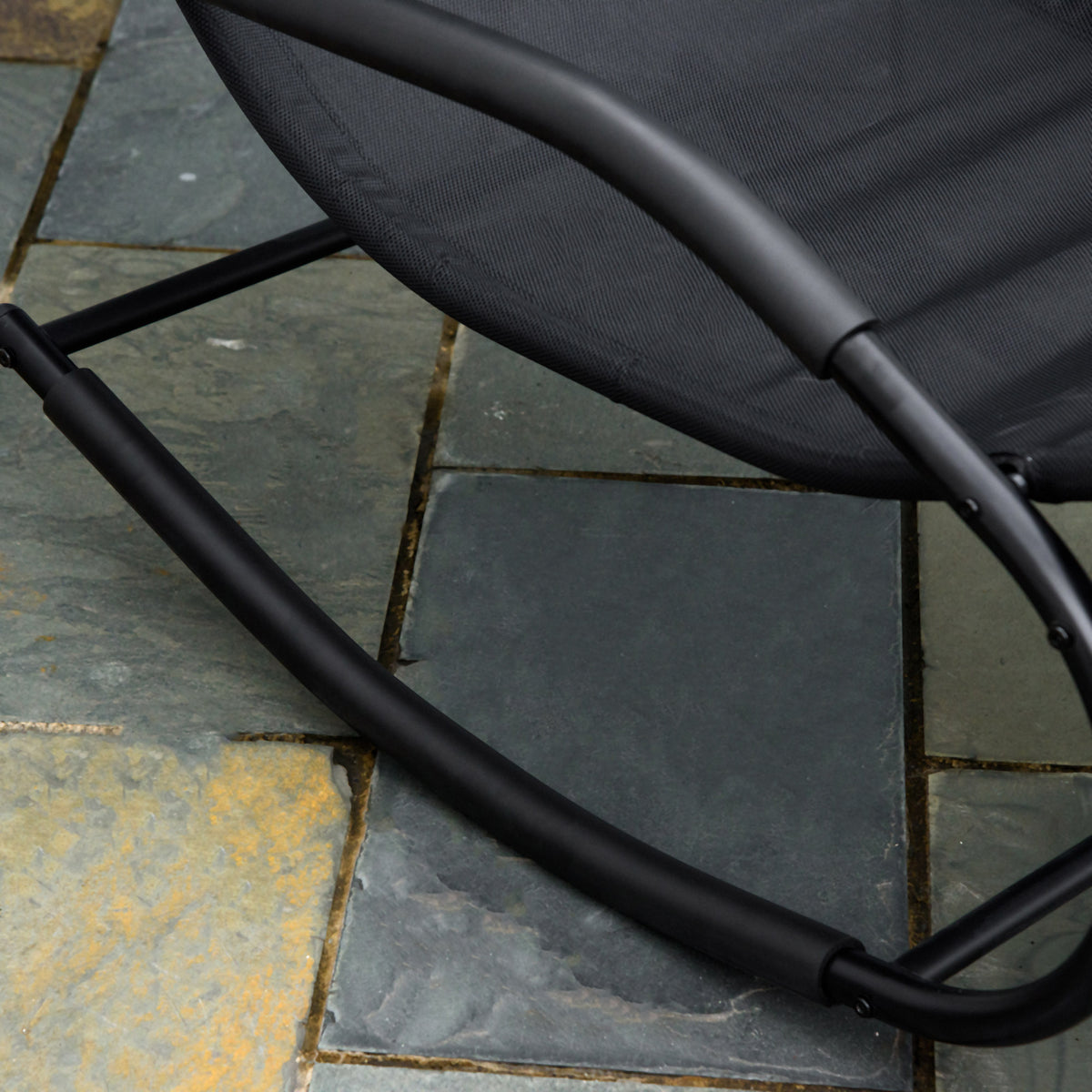 Chaise longue à bascule rocking chair ergonomique avec tétière accoudoirs métal galvanisé textilène 62l x 150P