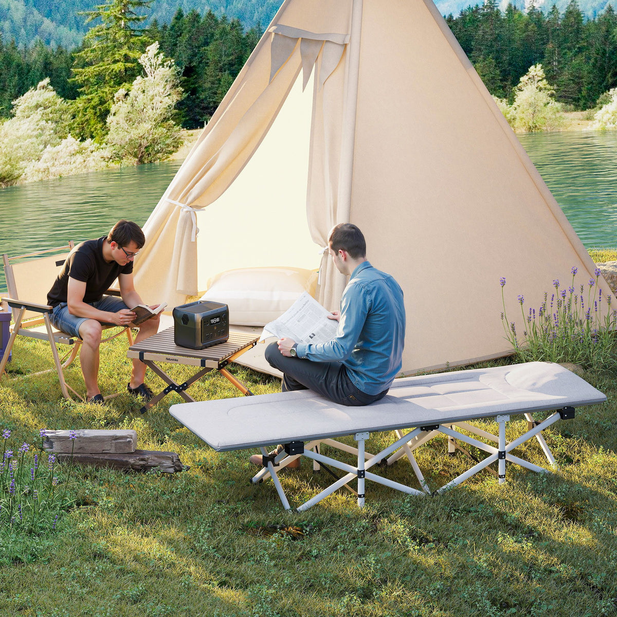 Lit de camping pliable avec matelas transat chaise longue sac de rangement intégrée dim. 185L x 65l x 37H cm gris