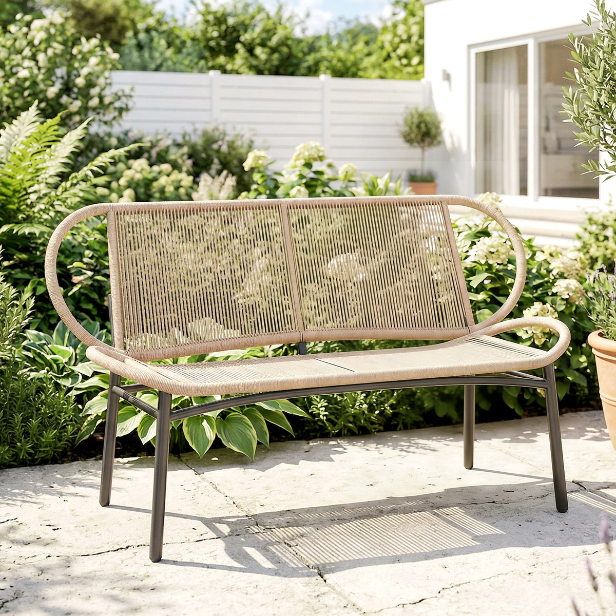 Banc de jardin 2 places, banc d'extérieur en résine tressée avec cadre en métal, résistant aux intempéries, naturel